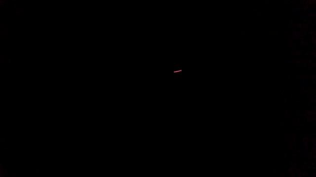 Красный шарик