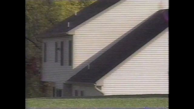 WLYH Commercials - October 25, 2003 смотреть онлайн