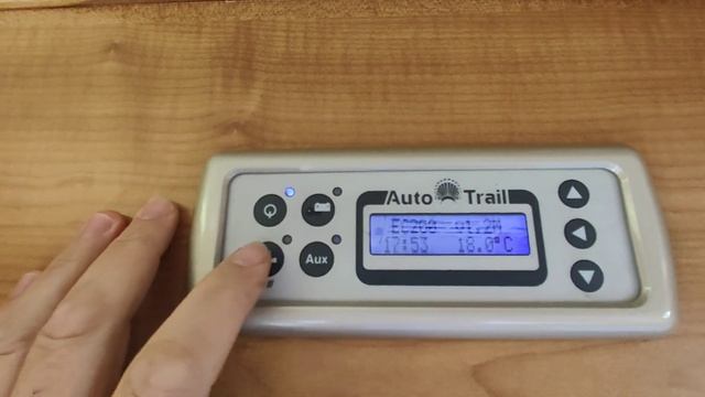 2006 Autotrail Cheyenne 630 SE - Operational User Guide - Rare Mercedes Automatic смотреть онлайн