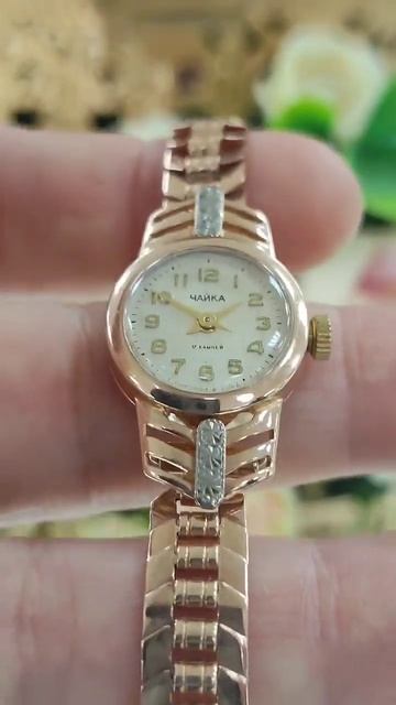 Золотые старозаводские часы 583 пр. вес 18,7гр.20см размер Цена 87тыс рублей вотсап +79884862148 смотреть онлайн