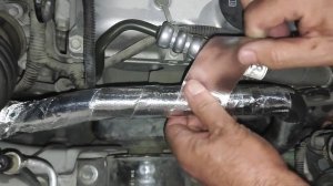 Улучшение работы кондиционера на Нексия-3.Завернуть трубки фреона подачи и обратки.