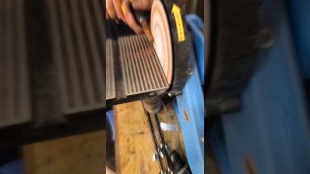 Como fazer um Pino com facilidade? #music #metal #rock #guitar #guitarra #musicoprofissional смотреть онлайн