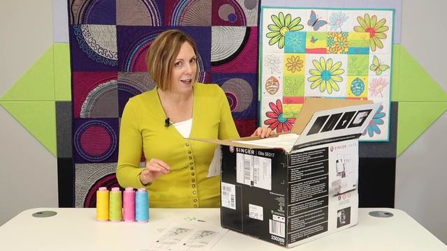 Singer Elite SE017 Serger Introduction & Unboxing смотреть онлайн