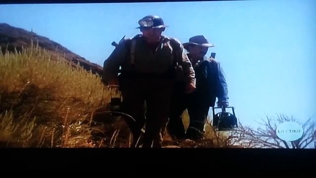 UFO Zig zags across earth on unsolved Mysteries смотреть онлайн