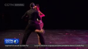 La bailarina argentina Mora Godoy lleva el tango a muchos rincones del planeta