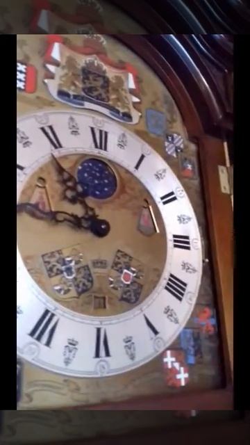 Часы настенные Christiaan Huygens Westminster смотреть онлайн