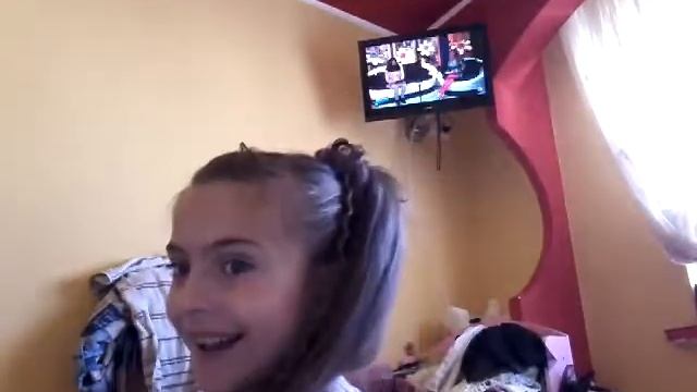 Mam transformat in ariana grande смотреть онлайн