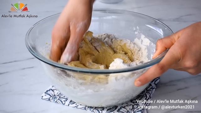 EN KOLAYI❗ Beni Çocukluğuma Götüren Anne Kurabiyesi 🤗 Dikkat Bağımlılık Yapıyor 😃 / kurabiye tarifi смотреть онлайн