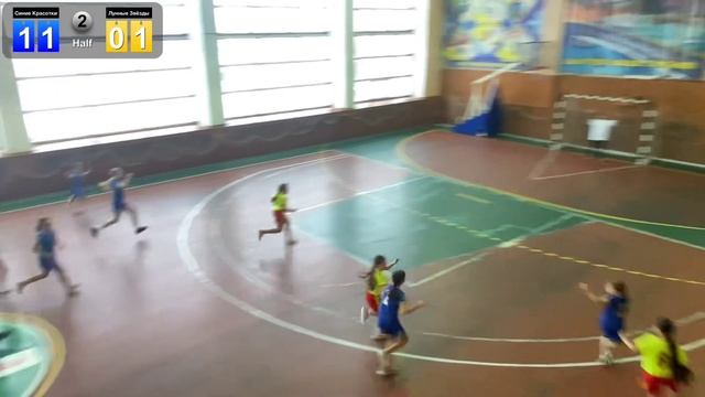 04 Синие Красотки (Девочки-1) - Лунные Звёзды (Девочки-2) смотреть онлайн