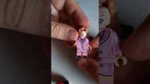 Долорес Амбридж обзор минифигурки Shorts Гарри Поттер