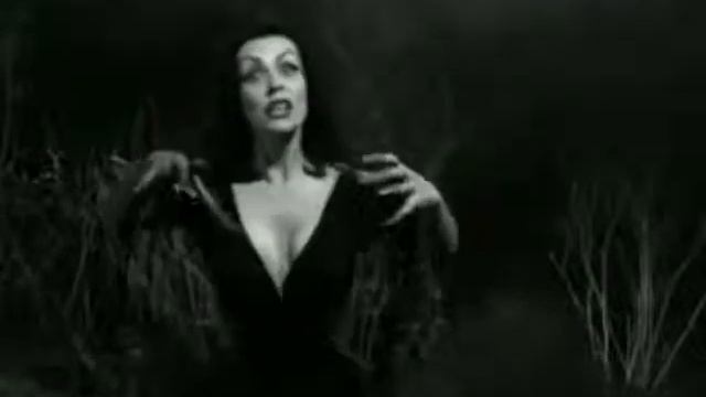 Johnny Death - Vampire Girl From Planet X смотреть онлайн