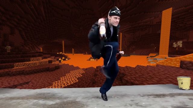 Бетонный серфер по приколу залетел в АД и дико флексит [Full HD] смотреть онлайн