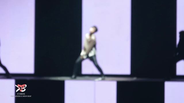 190719 Suho 수호 - Been Through 지나갈테니 - EXO PLANET#5 - EXplOration n Seoul [직캠] смотреть онлайн
