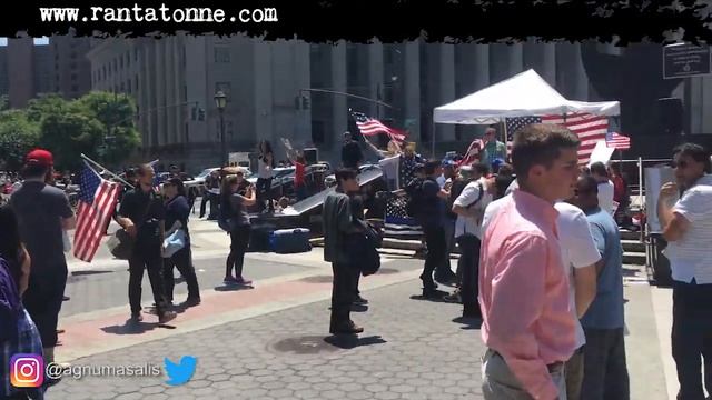 How to Stop The Real #FAKENEWS Crisis | Pay Attention not Money смотреть онлайн