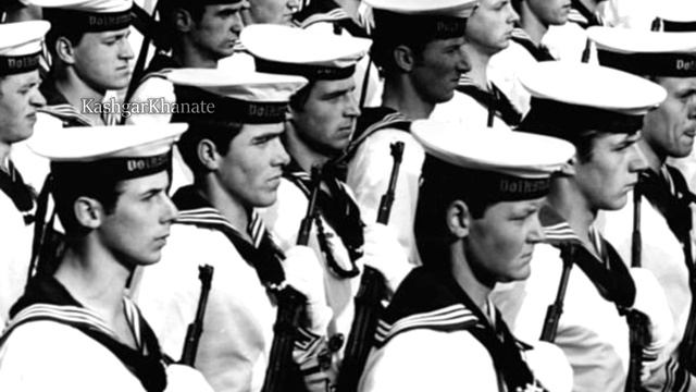 Doğu Almanya Donanma Marşı: "Matrosen von Kronstadt" смотреть онлайн