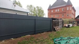 забор с подсветкой в заглушках НКТ 73