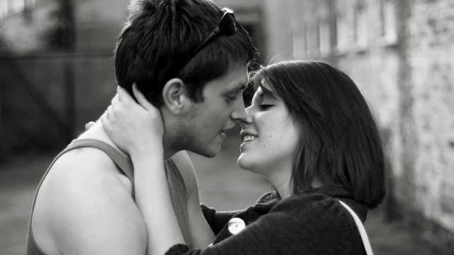 Слушать новинки музыки 2014. Сногсшибательная! Голос... смотреть онлайн