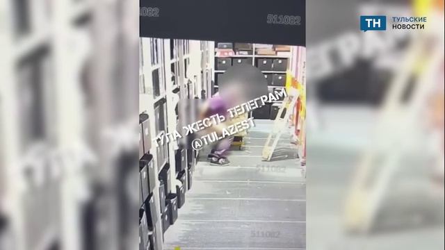 В Алексине сотрудник склада испражнился на складе