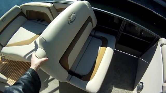 2012 Crest Pontoon 25 foot powered by a 250 HP Mercury Verado смотреть онлайн