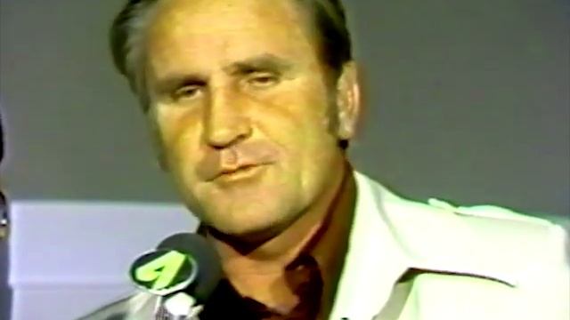 1975-12-14 Miami Dolphins @ Baltimore Colts смотреть онлайн