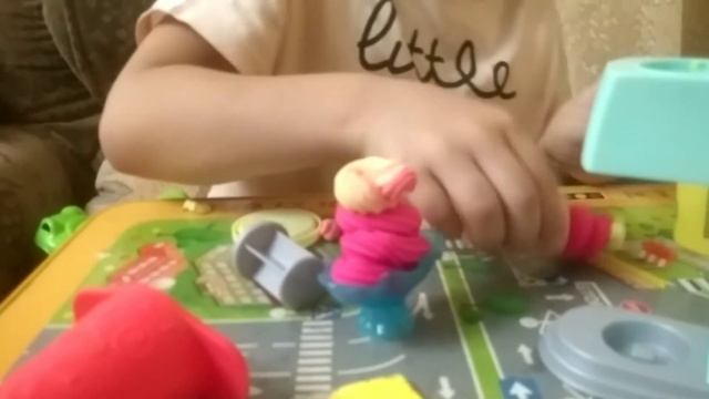 Даша и Настя открывают набор Плей До "Мороженое" смотреть онлайн