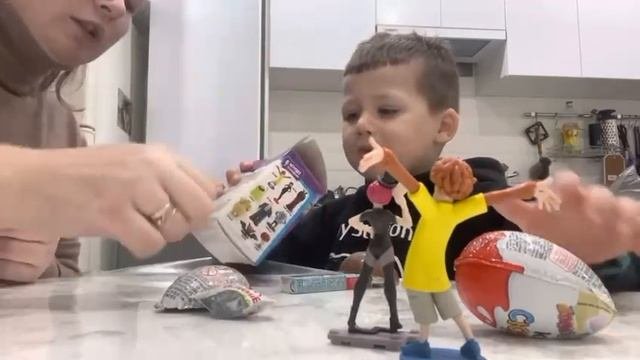 Распаковка игрушек