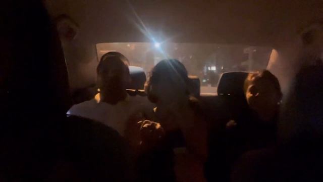 BANGKOK TRAVEL GUIDE & SIGHTSEEING KHAOSAN ROAD| INDRA MARKET SHOPPING| BUDDHA TEMPLE| THAILAND VLO смотреть онлайн