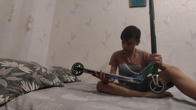 обзор моего #самокат #samokat #трюковойсамокат #трюковойсамокат #обзор #scootering #самокатер #скут