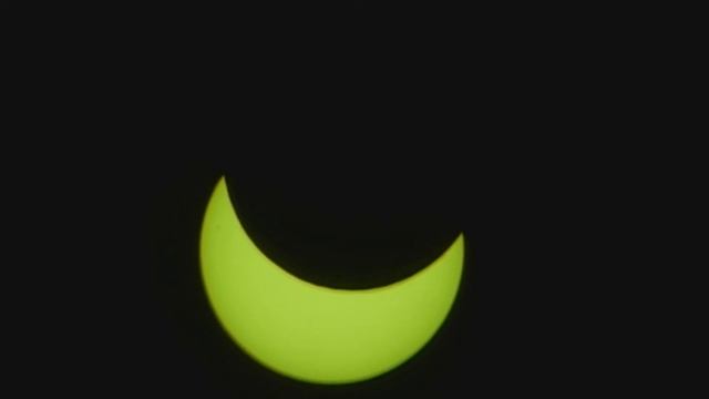 Солнечное затмение на простую камеру смотреть онлайн