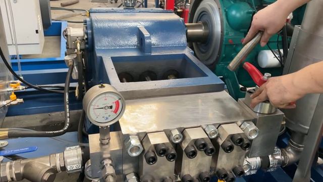 1000bar hydro jetting machine -14500psi high pressure water blaster- water blasting equipment test смотреть онлайн