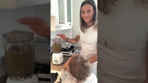 Готовим смузи из ботвы свеклы и морковки