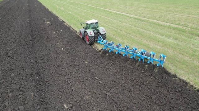 Тест-драйв плуга (Lemken Diamant 16) 4K 2021 смотреть онлайн