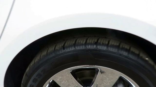 2013 Buick Lacrosse 4D Sedan FWD Leather V6 смотреть онлайн