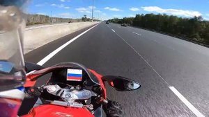 MV Agusta F3 и моя летняя экипировка в жару - не рекомендую,камушки и мошки врезаются) Агуста летает