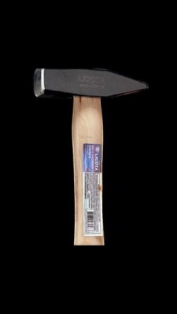 Молоток 600 гр. Ручка из дерева гикори. Licota AHM-00600