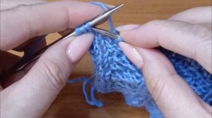 Фантазийный, рельефный узор спицами.