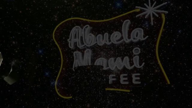 Weird UFO's over Miami!!! Nasa's at the scene drinking cafecito! смотреть онлайн