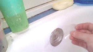 Как прочистить засор в раковине