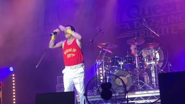 Supreme Queen- Its a Kind of Magic - Live at New Brighton Floral Pavilion- 200123