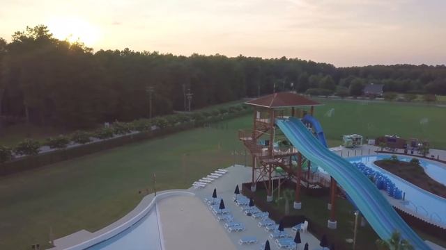 Aerial drone footage of Neptune Island water park смотреть онлайн