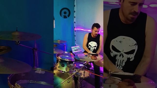 a beautiful lie// 30 Seconds to Mars смотреть онлайн