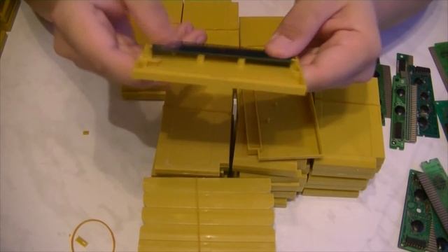 Unpacking #04 - Корпусы для Dendy смотреть онлайн