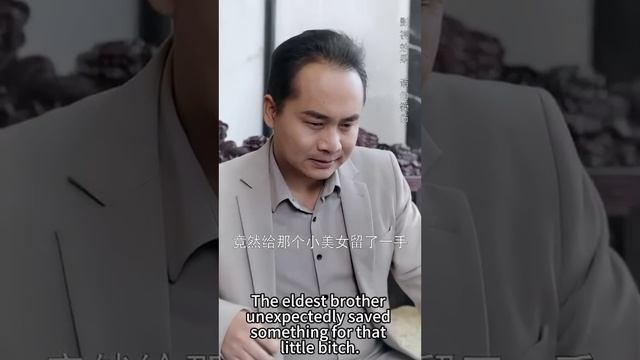 一口氣看完！菜市場買衣服的灰姑娘竟是鎮國女戰神，本想過平凡生活卻因女兒受辱開啟復仇之路，下秒亮出真實身份吊打眾人！【巾幗老媽】全集 #短剧 #情感 #逆袭 #反转 #热血 #战神 #爽文 #短劇