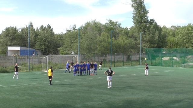 Чемпионат Волжского по футболу 8х8. Вторая лига. 7-й тур. Академия-Д - ВТЗ 1-3