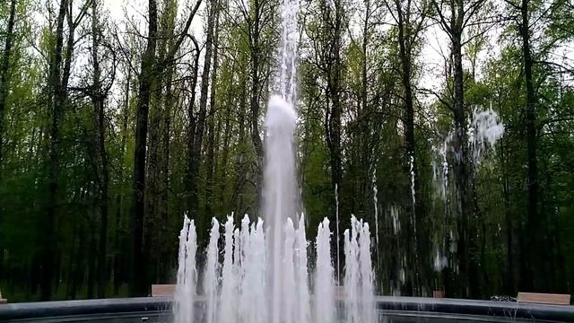 Танцующий фонтан смотреть онлайн