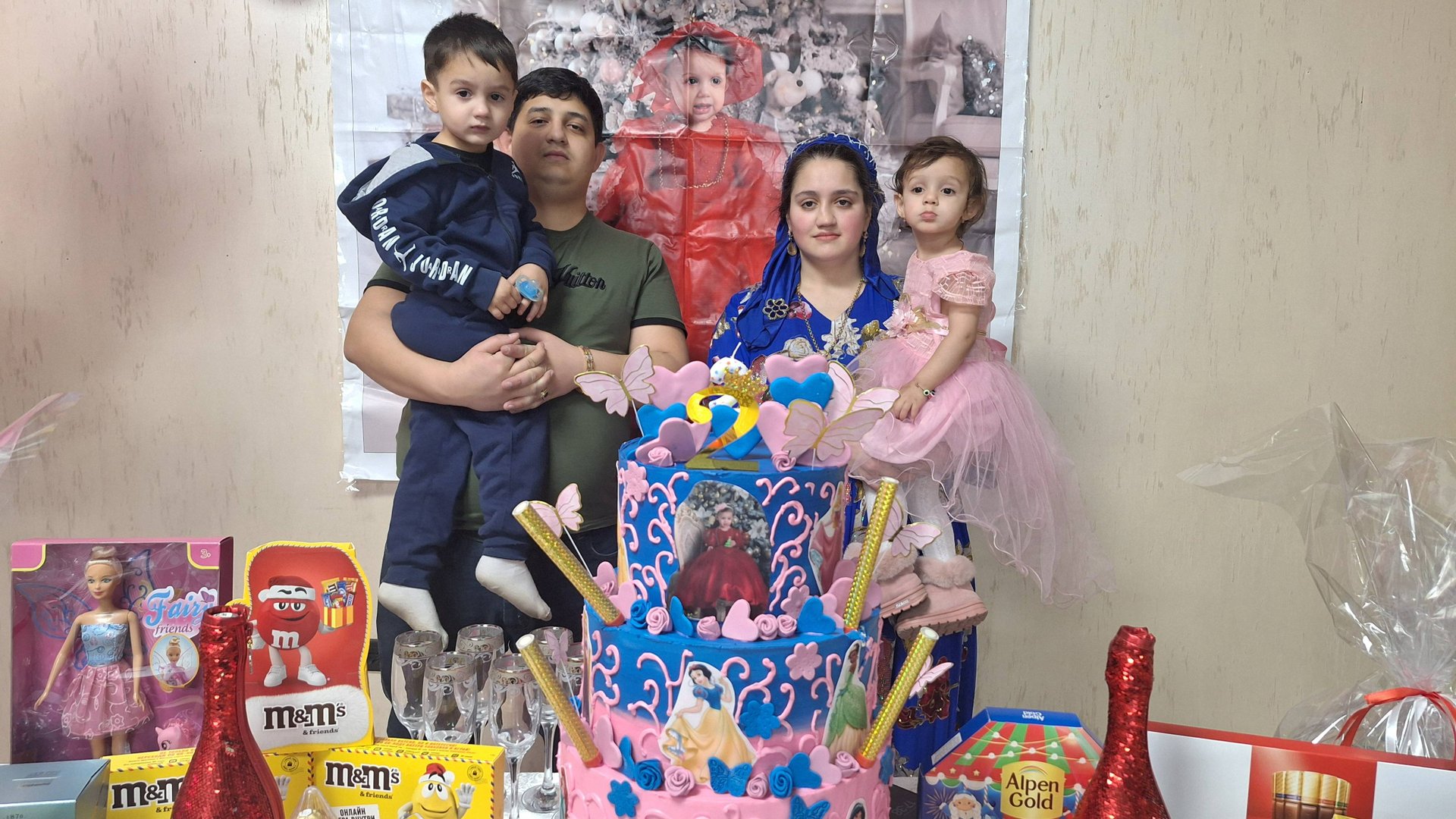 28.01.2025. ВАРВАРЕ 2 ГОДИКА.mp4 смотреть онлайн