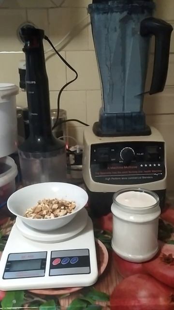 Растительное молоко из грецких орехов смотреть онлайн