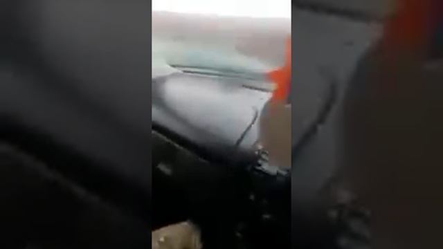 Украинские десантники 25 ОПДБр троллят сепаров на донецком "Комета FM" смотреть онлайн