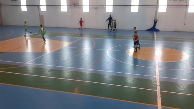 Юность Узловая  - ДЮСШ-2 Новомосковск  1 тайм смотреть онлайн