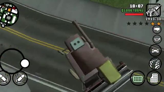 ТРЭШ НА КОМБАЙНЕ / УДИРАЕМ ОТ КОПОВ НА КОМБАЙНЕ смотреть онлайн